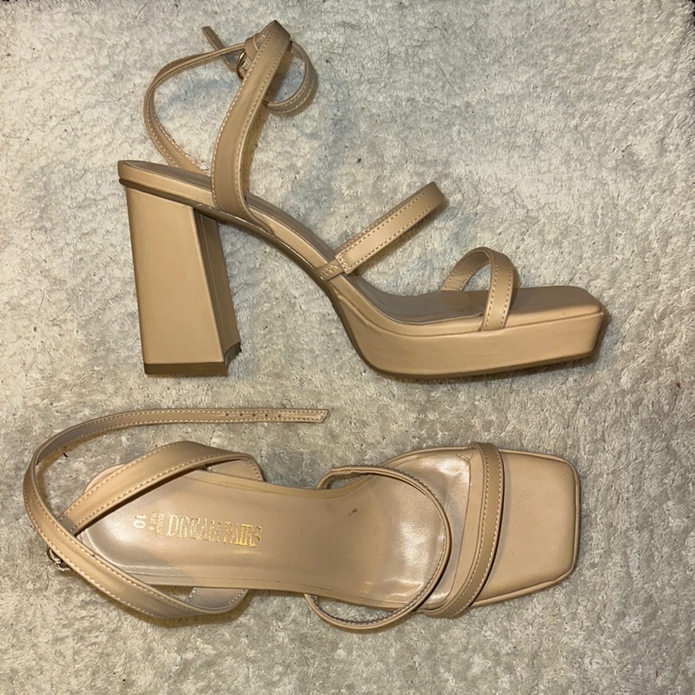 Elegant Beige Platform Sandals